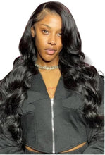 Load image into Gallery viewer, Body Wave Human Hair Bundles with Closure Frontal HD Transparent Lace Peruvian

