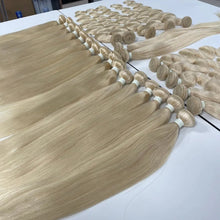 Load image into Gallery viewer, 613 Blonde Straight Brazilian Weave Honey Color 3 4 10 Bundles Remy
