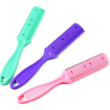 Load image into Gallery viewer, 1pc Hair Cutting Comb Hair Brushes with Razor Blades Hair Trimmer Cutting Thinning Tool Barber Tool Hair Salon DIY Styling Tools
